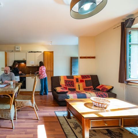 STUDIO 6 personnes - avec jacuzzi