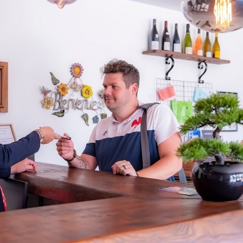 BEDROOM 2 people - King-size bedroom