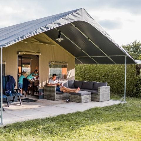 TENDA IN TELA E LEGNO 6 persone