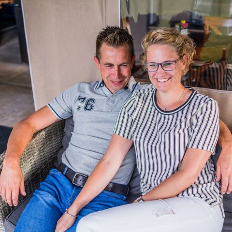 CANVAS AND WOOD TENT 6 people