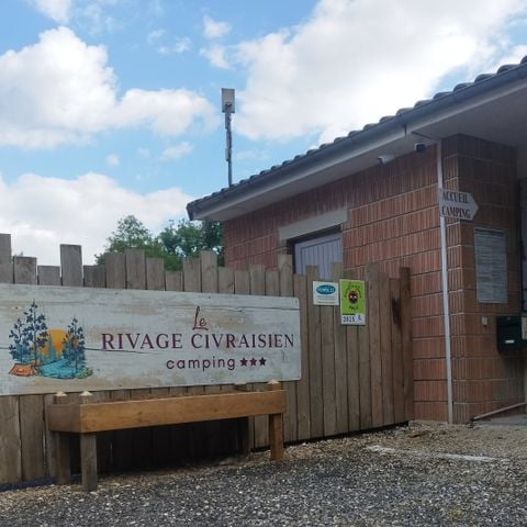 Camping Le Rivage Civraisien - Camping Vienne - Image N°2
