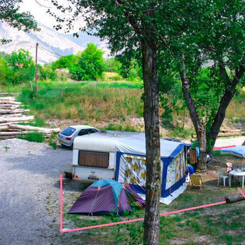 Stellplatz - Flucht Unterholz