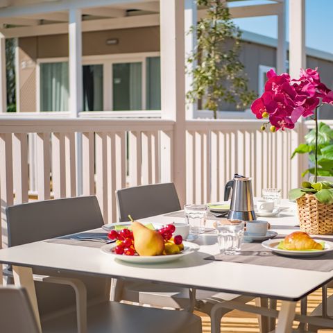 Mobilheim 4 Personen - Deluxe Lodge - Haustiere erlaubt