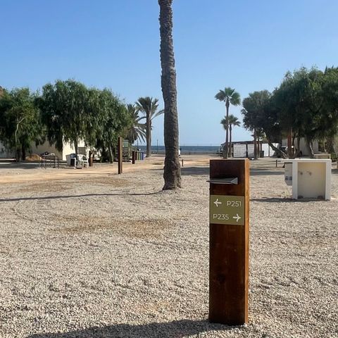 PIAZZOLA - GRANDE SITO con elettricità, acqua e fognatura