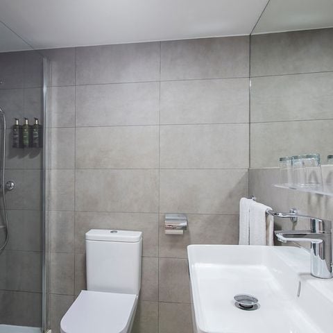 CHAMBRE 2 personnes - CHAMBRE DOUBLE - BALCON 