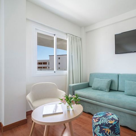 CHAMBRE 3 personnes - JUNIOR SUITE 3 PERSONNES - VUE MER - BALCON