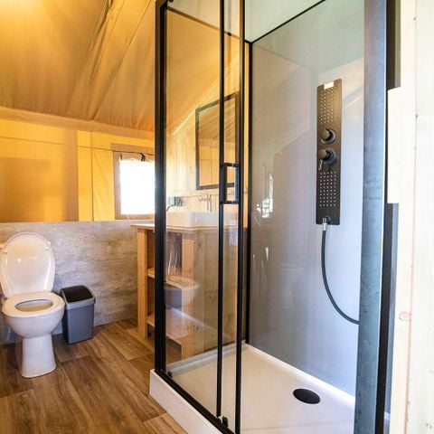 Canvas and wooden tent 4 persons - Safari Tent I 4 persons I Private bathroom