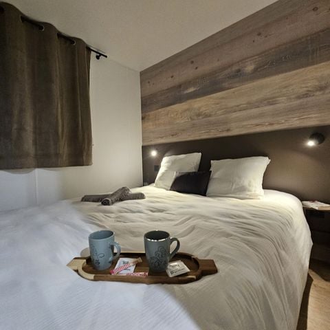 BUNGALOW 4 personnes - Mobilhome premium AVEC VUE et climatisation 2 chambres 4 personnes