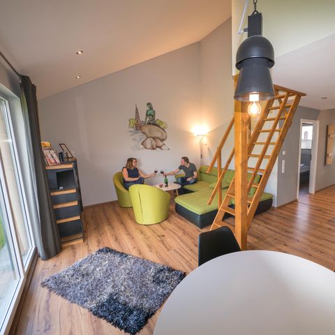 HOUSE 5 people - Sunshine