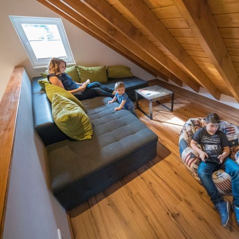 CASA 7 persone - Liquore di luna