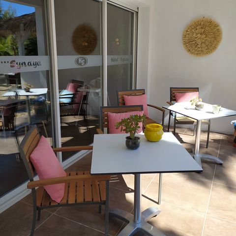 Hôtel Synaya - Camping Var - Image N°3