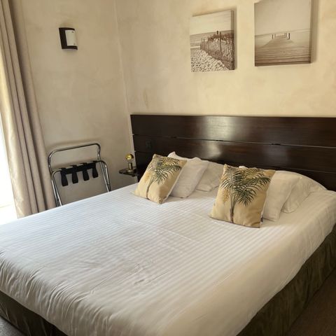 Hôtel Synaya - Camping Var - Image N°2