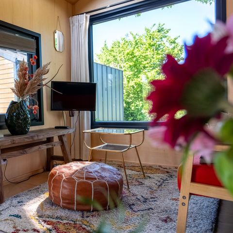 UNUSUAL ACCOMMODATION 4 people - Tiny Greenhouse (2+2)