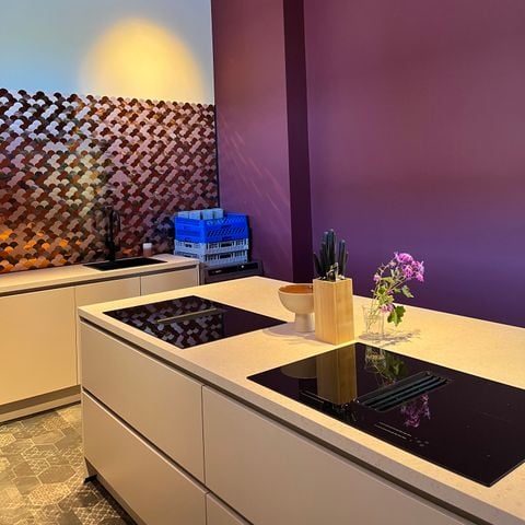 CASA 36 personas - Edificio principal 20 personas + 4 grandes invernaderos