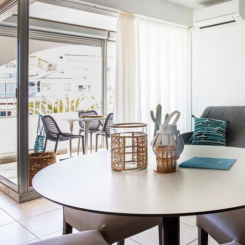Piso 6 personas - Apartamento 6 personas - 2 habitaciones - Terraza - Vista al mar