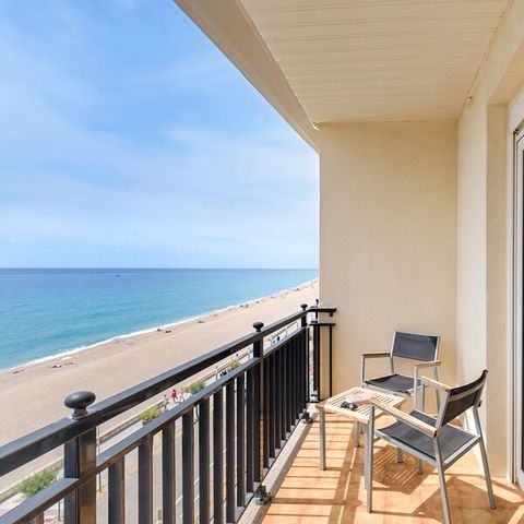 HABTIACIÓN 2 personas - HABITACIÓN DOBLE - BALCÓN - VISTA AL MAR - DESAYUNO INCLUIDO