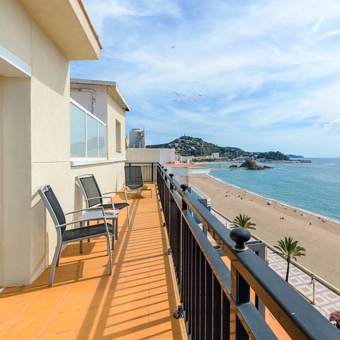 HABTIACIÓN 2 personas - HABITACIÓN DOBLE - SUPERIOR - BALCÓN - VISTA AL MAR - DESAYUNO INCLUIDO