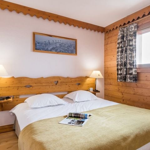 Piso 5 personas - 1 dormitorio + 1 zona de dormir - Balcón