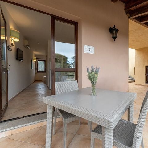 STUDIO 2 personnes - Terrasse ou balcon - Climatisé