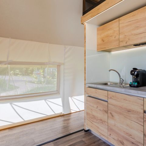 CANVAS AND WOOD TENT 6 people - 4-6ST