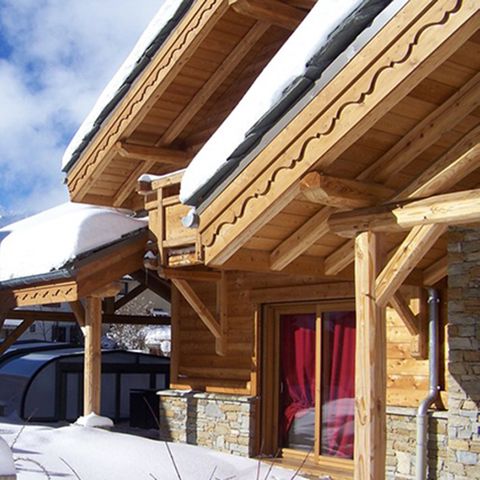 Chalet Odalys  Le Loup Lodge - Camping Isère - Image N°2