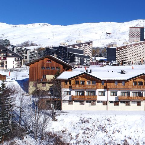 Chalet 8 persons - Semi-detached chalet sleeps 8 (approx. 110 m²)
