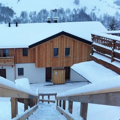 Group accommodation 10 persons - Chalet sleeps 10 (approx. 130 m²)