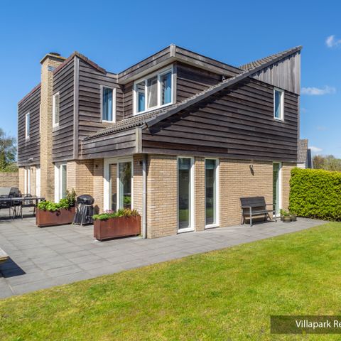 BUNGALOW 8 personnes - Luxe bungalow (1-8p)