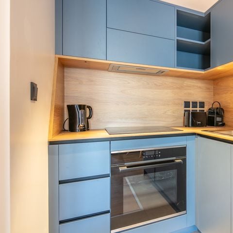 APARTMENT 10 people - 4-room flat with sleeping area sleeps 10