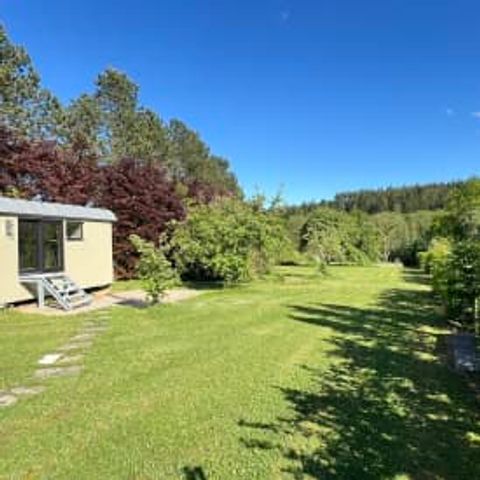 ALOJAMIENTO INUSUAL 2 personas - Pequeña cabaña en el pinar