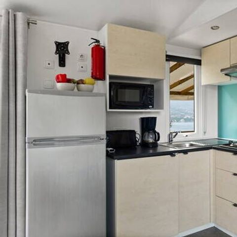 Stacaravan 5 personen - Comfort | 3 slaapkamers | 5 slaapplaatsen | Verhoogd terras | 1 badkamer | Airconditioning