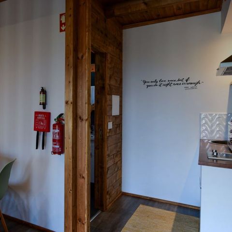 BUNGALOW 2 persone - Legno compatto