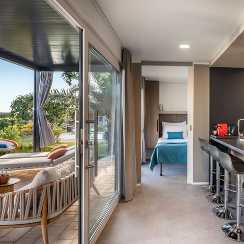 CASA MOBILE 4 persone - Casa vacanze di lusso con vista mare e piscina privata