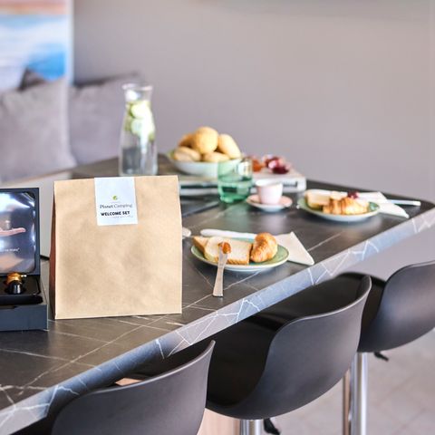 Stacaravan 4 personen - Luxe Vakantiehuis