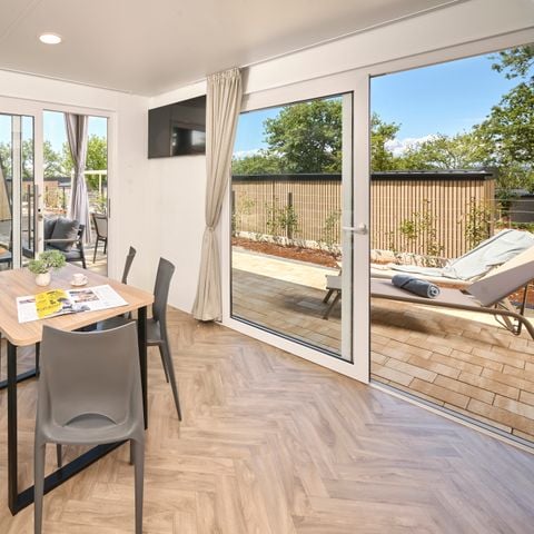 Stacaravan 4 personen - Luxe Glamping Huis