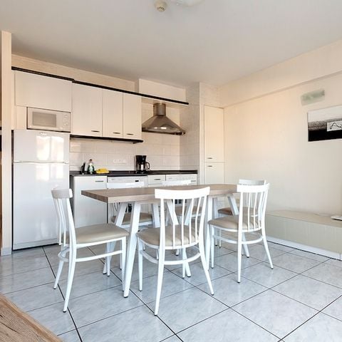 APARTEMENTO 5 personas - Piso de 2 habitaciones - 4 adultos + 1 niño (menor de 12 años) o 5 adultos