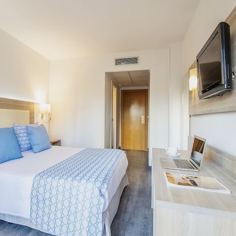 Zimmer 2 Personen - Doppelzimmer - Balkon