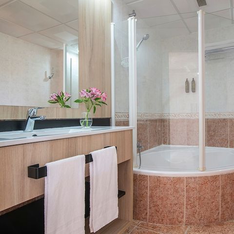 Hotelkamer 2 personen - Tweepersoonskamer - Superior - Balkon