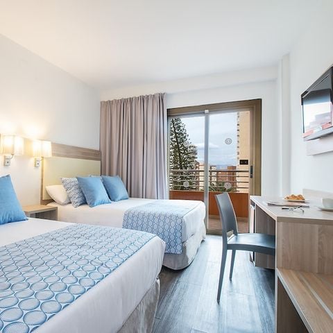 Hotelkamer 3 personen - Familiekamer - 3 personen - balkon