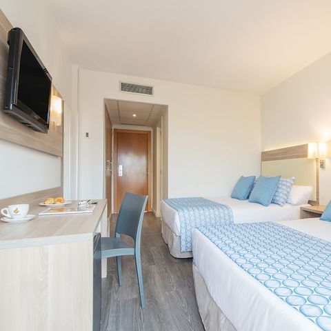 Hotelkamer 3 personen - Familiekamer - 3 personen - balkon