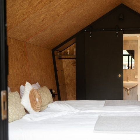 BEDROOM 2 people - With hot tub