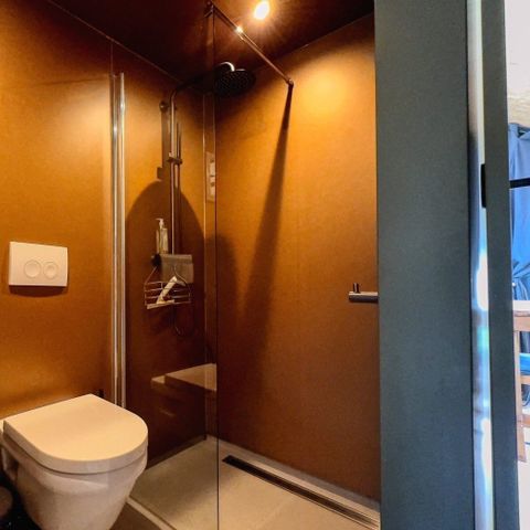 UNUSUAL ACCOMMODATION 2 people - With hot tub