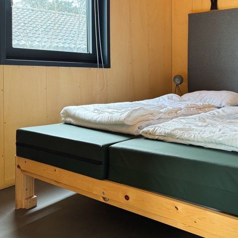 HÉBERGEMENT INSOLITE 4 personnes - Cabine durable