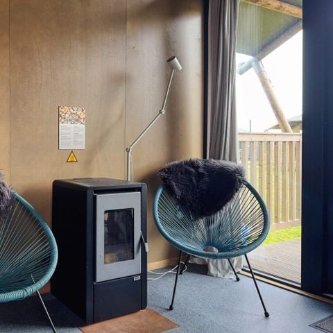 TIENDA DE LONA Y MADERA 4 personas - Albergue