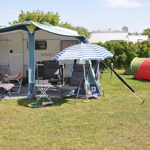 Kampeerplaats - Plaats voor caravan, vouwwagen of tent