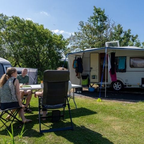 Kampeerplaats - Plaats voor caravan, vouwwagen of tent