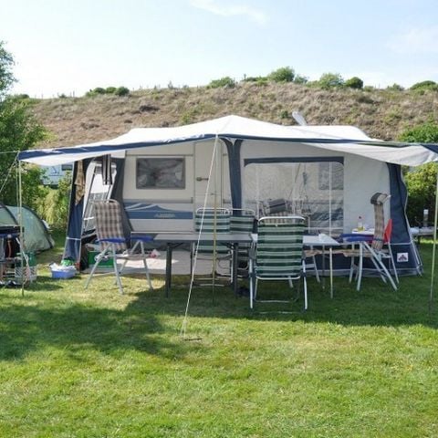 Kampeerplaats - Plaats voor caravan, vouwwagen of tent