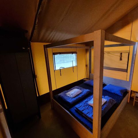 TENDA IN TELA E LEGNO 5 persone