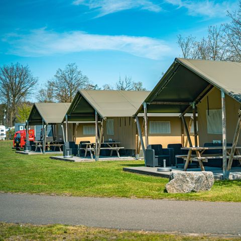 TENDA IN TELA E LEGNO 5 persone