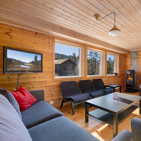 CASA 14 persone - Casa sul lago con sauna e vicino all'acqua